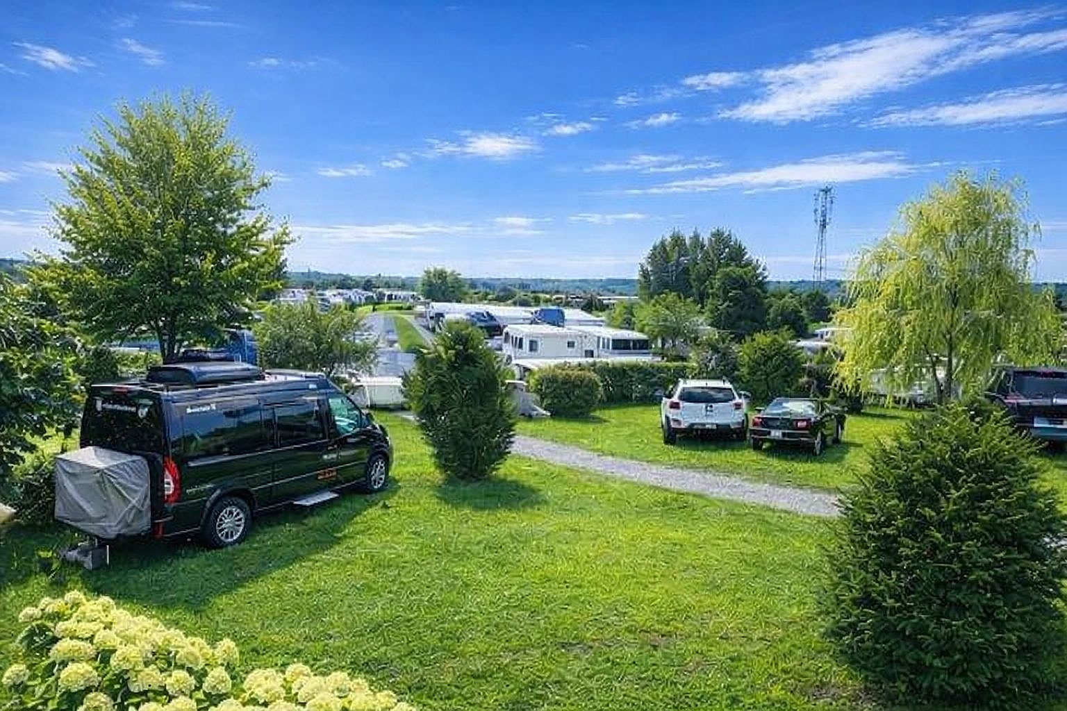 Stellplätze im Grünen mit Panoramablick